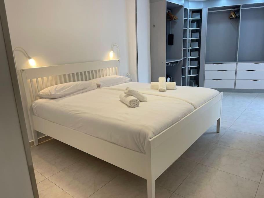 Happy Space Apartment Лос Кристианос Экстерьер фото
